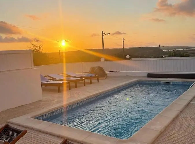 בית נופש West Soul Village